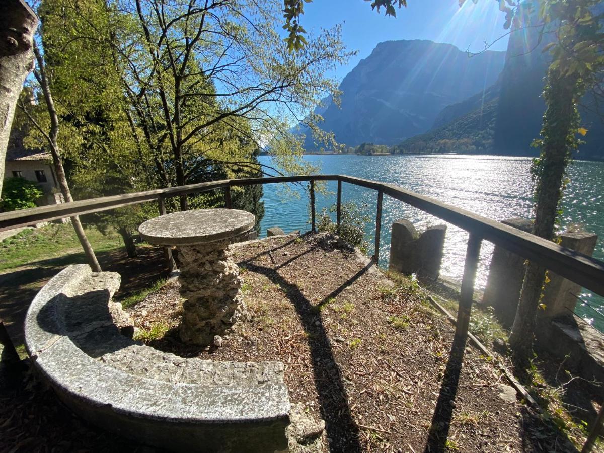 Castel Toblino Apartments Calavino ภายนอก รูปภาพ