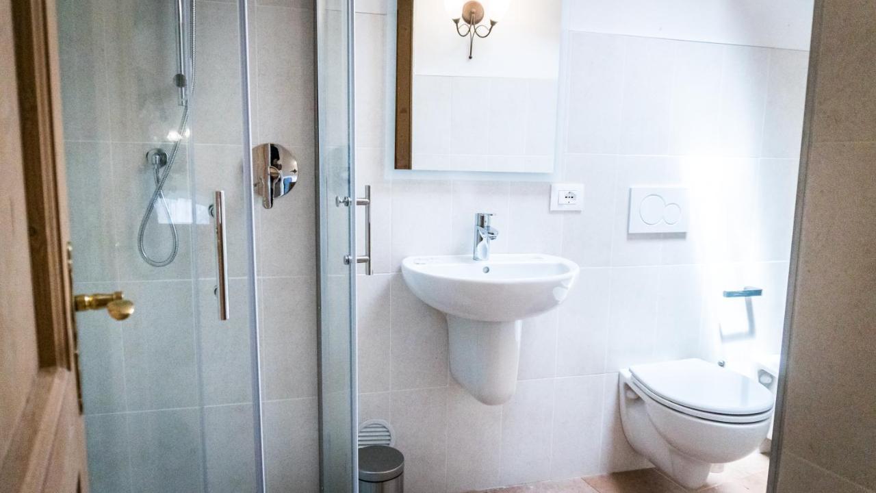 Castel Toblino Apartments Calavino ภายนอก รูปภาพ